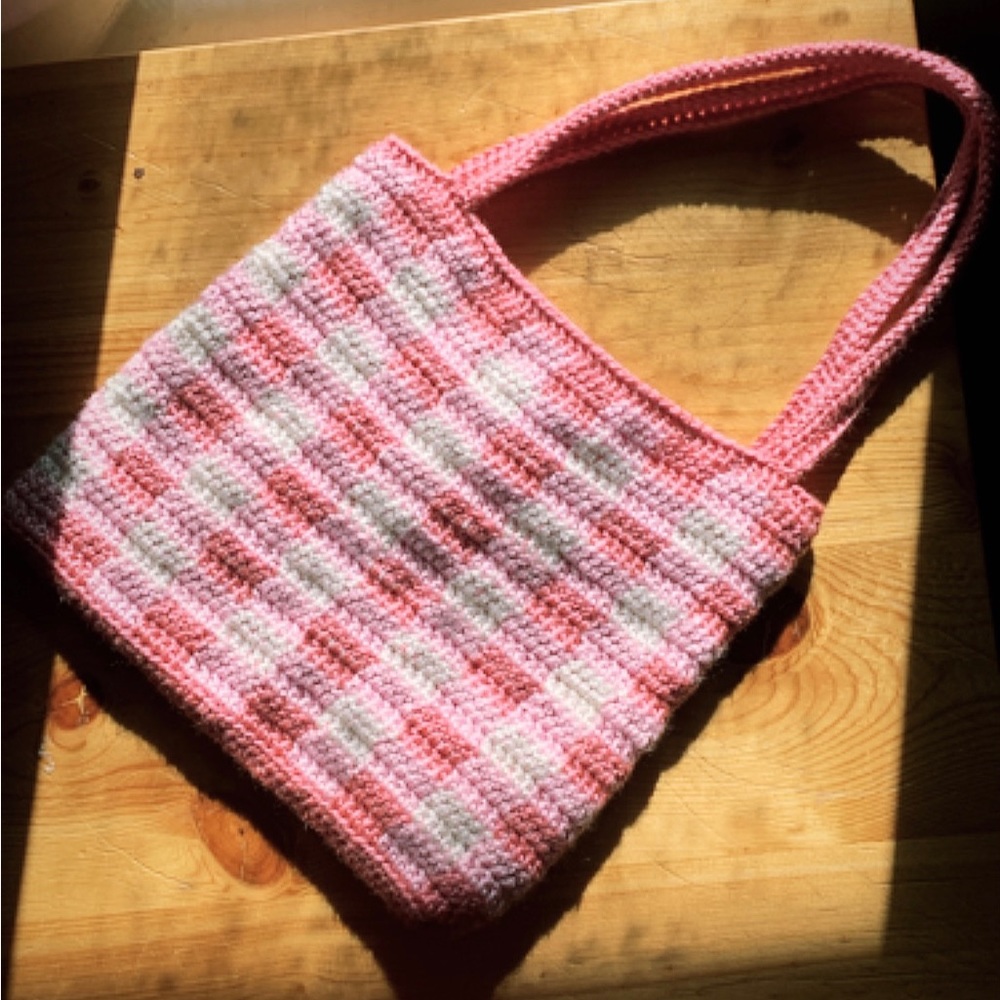 Plaid shoulder bag